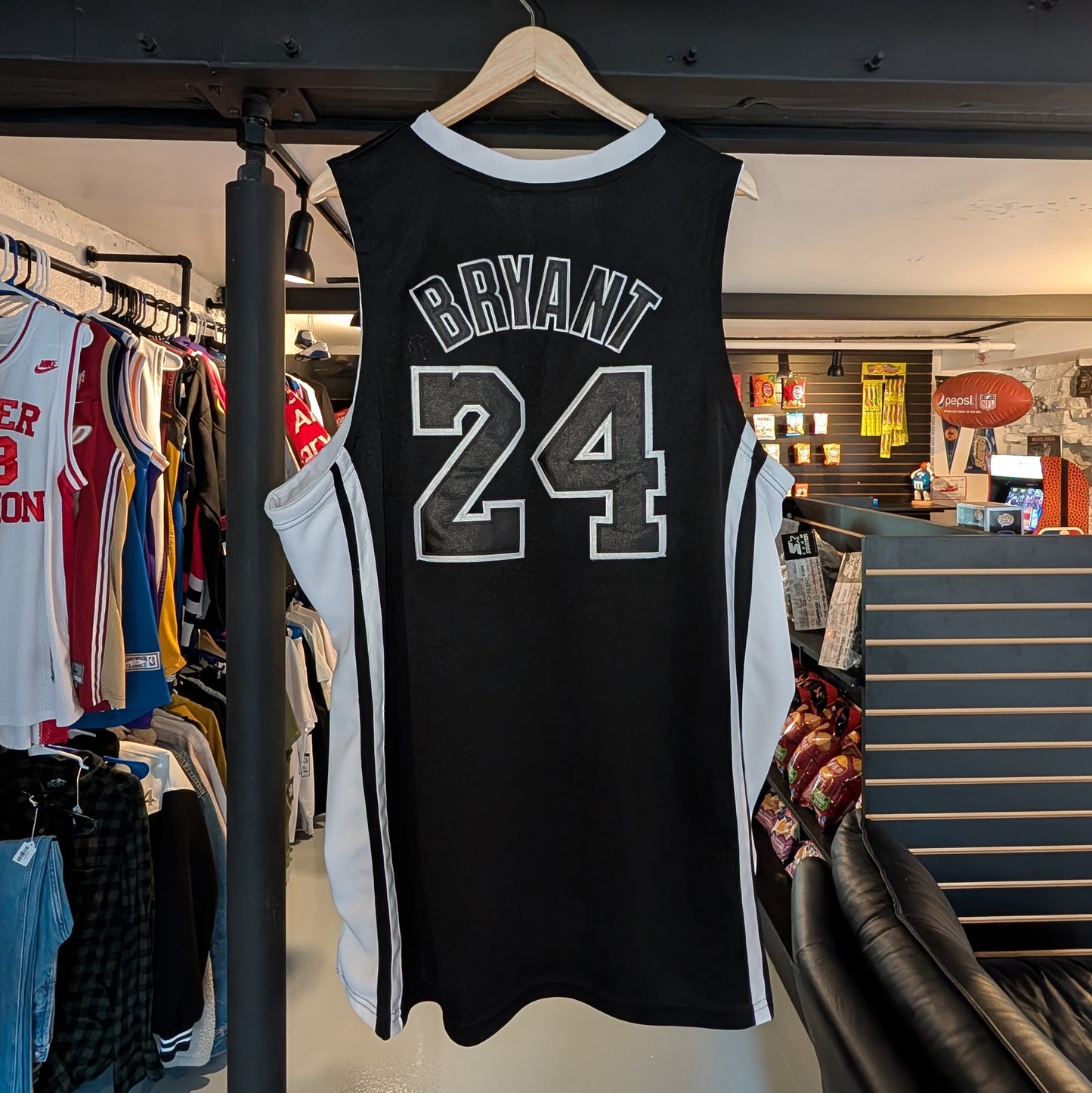 Kobe Bryant Black Lakers Jersey