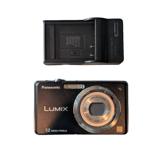 Panasonic Lumix DMC-FH1 WORKS (Batteries and Memory Card Included)